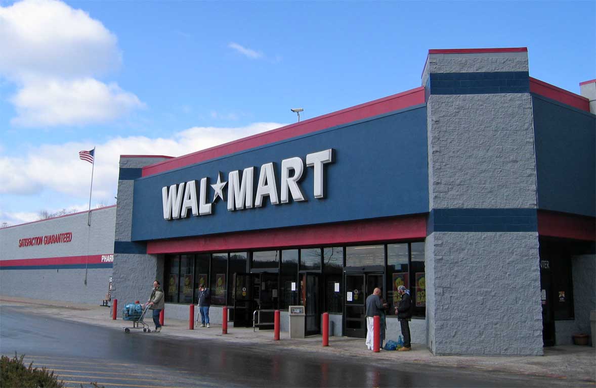 Walmart has announced its lowest-paid workers will be getting a raise. Credit: Wikipedia Commons